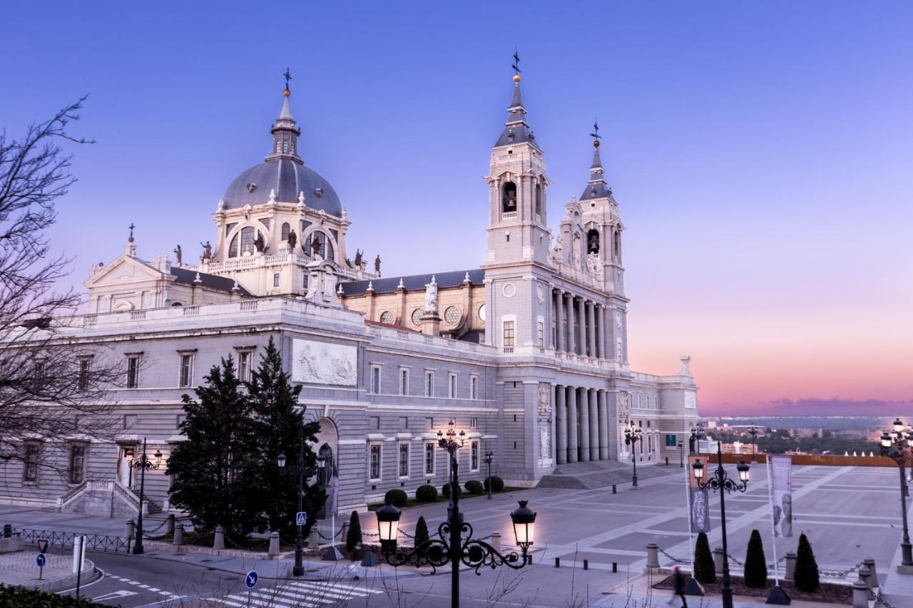 Puerta Del Sol Carretas Apartaments & Rooms Madrid Ngoại thất bức ảnh